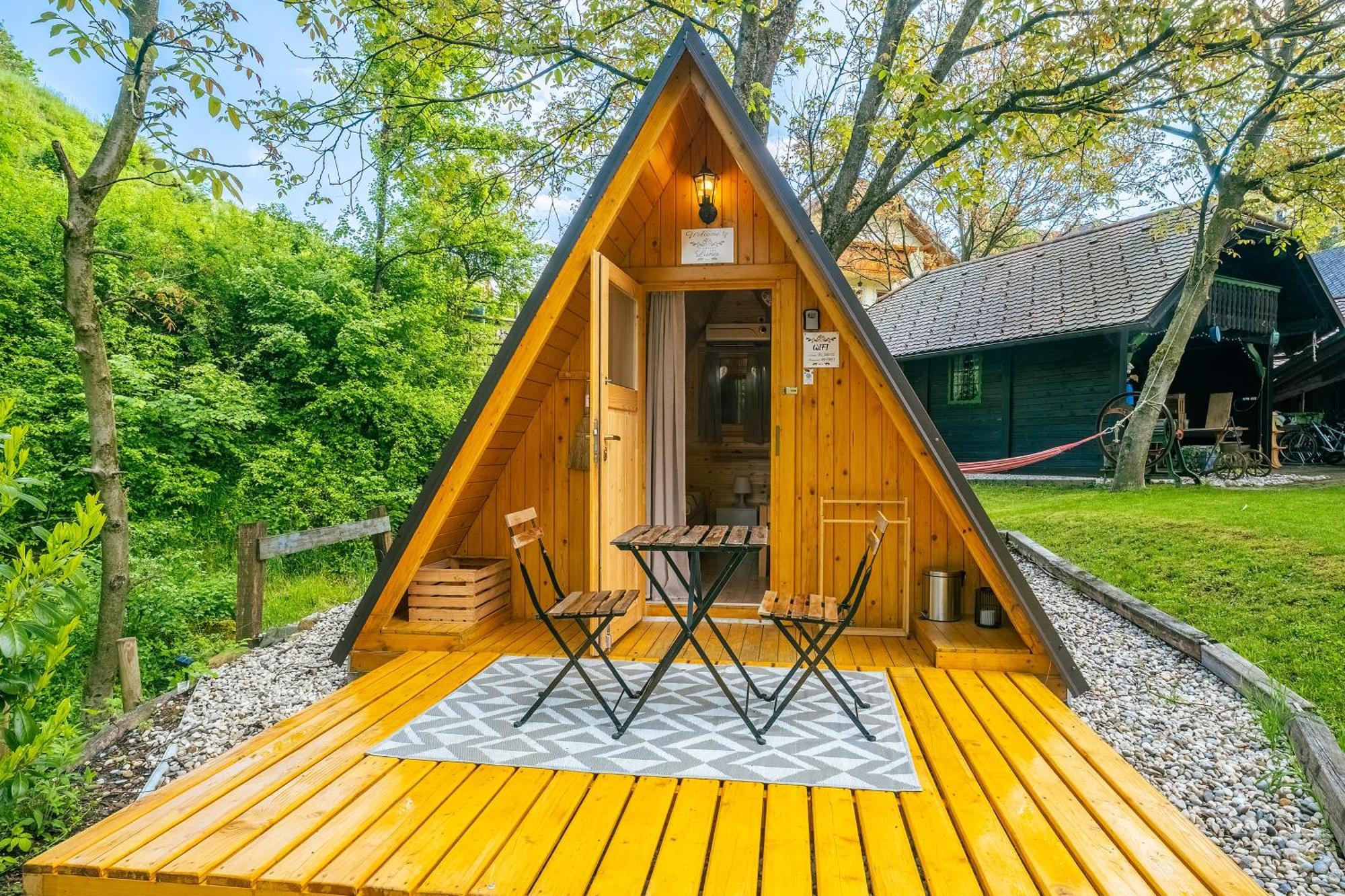 Resort Pod Orehi - Bled - Apartma & Glamping & Savna Ngoại thất bức ảnh